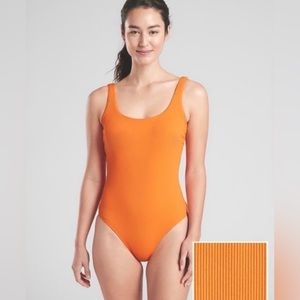 Athleta swimsuit one piece cloudbreak